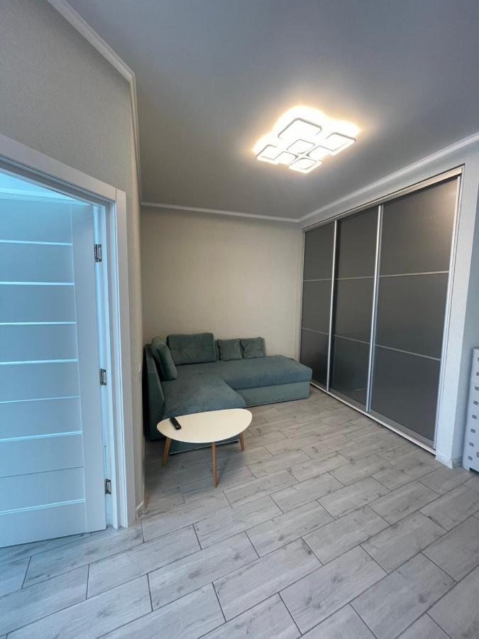 Nika Apartment Odesa Exterior photo